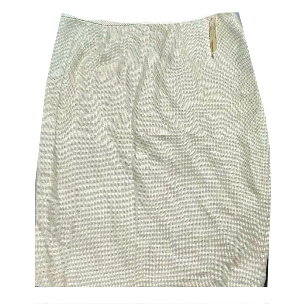 Amanda Smith Subtle Cream (specs of green and blue) Women's Skirt